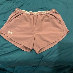 Underarmour athletic shorts